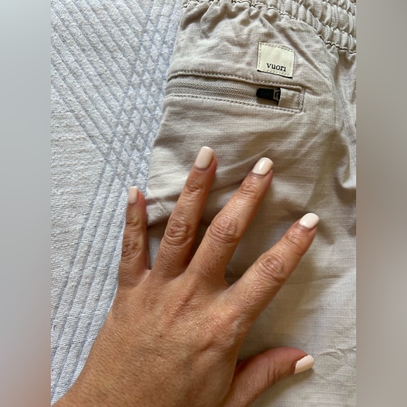 Vuori vintage rip stop shorts small 3” - Picture 3 of 6